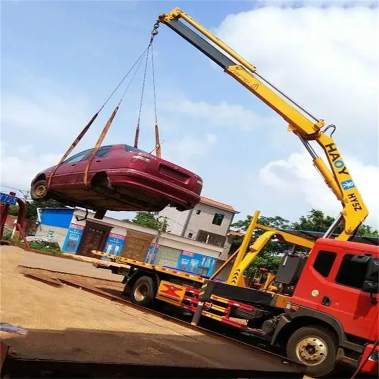 杨林尾镇吊车救援小汽车怎么吊